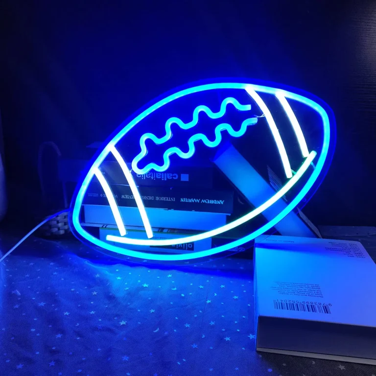 Neon Ballon Rugby 1