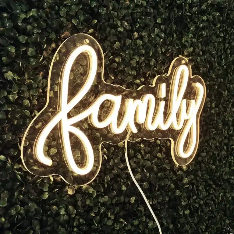 Neon Family 3