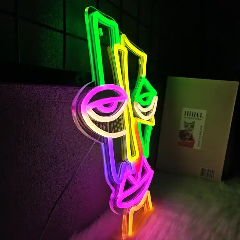 Neon Visage Cubiste 2