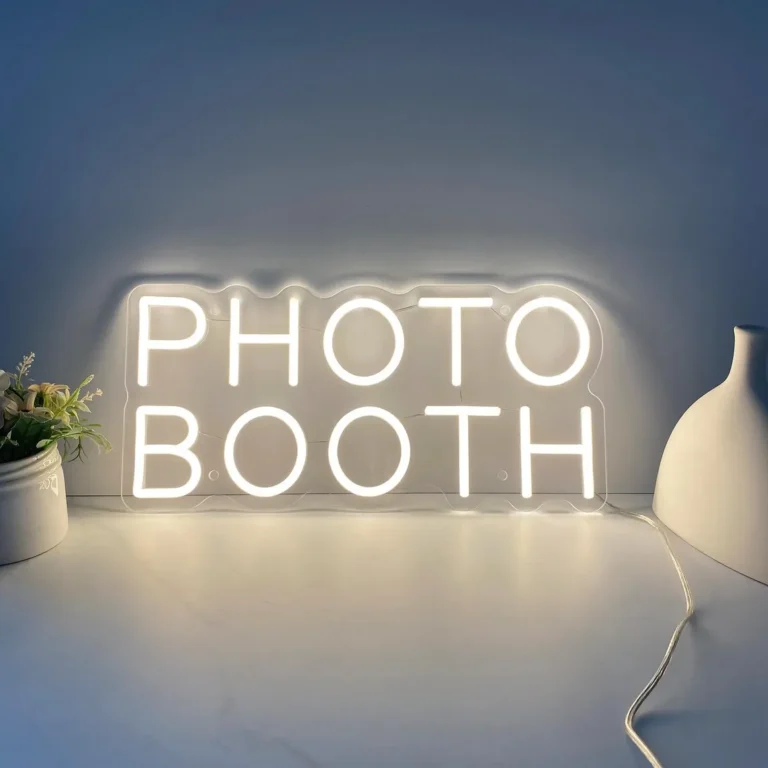 Neon Photobooth 1