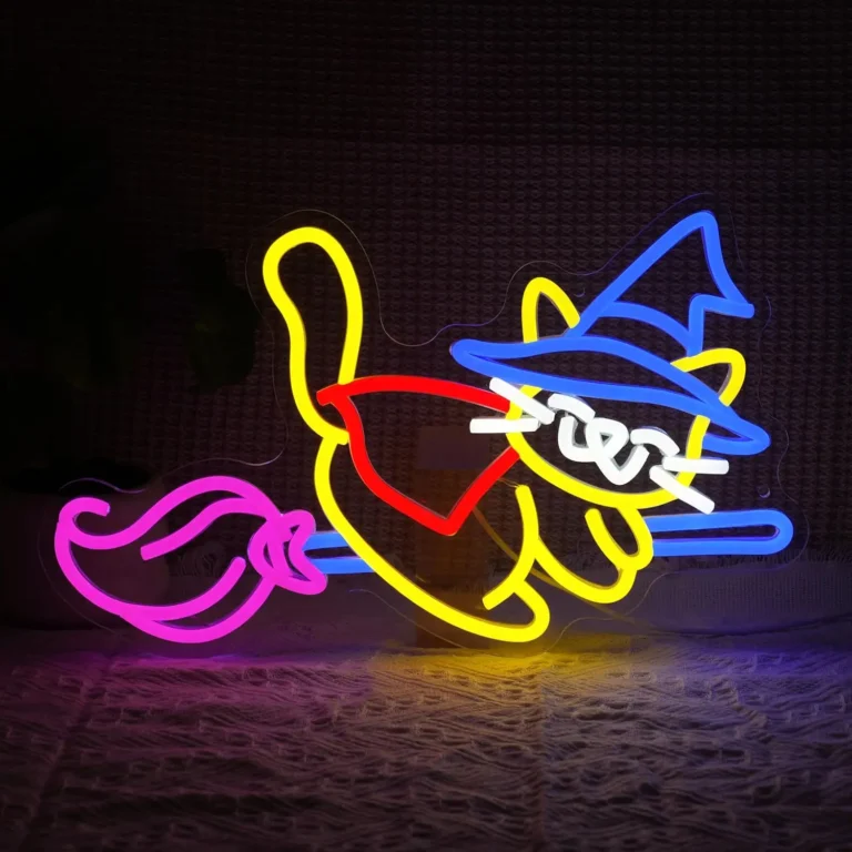 Neon Chat Sorcière 1