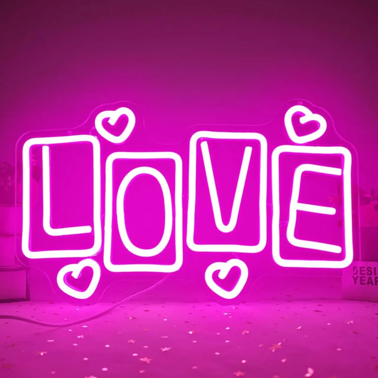Neon Love Coeur 1