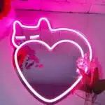 Neon Chat Miroir 1